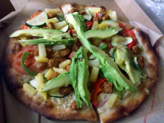 vegan-pizza-day-marlene-570x427